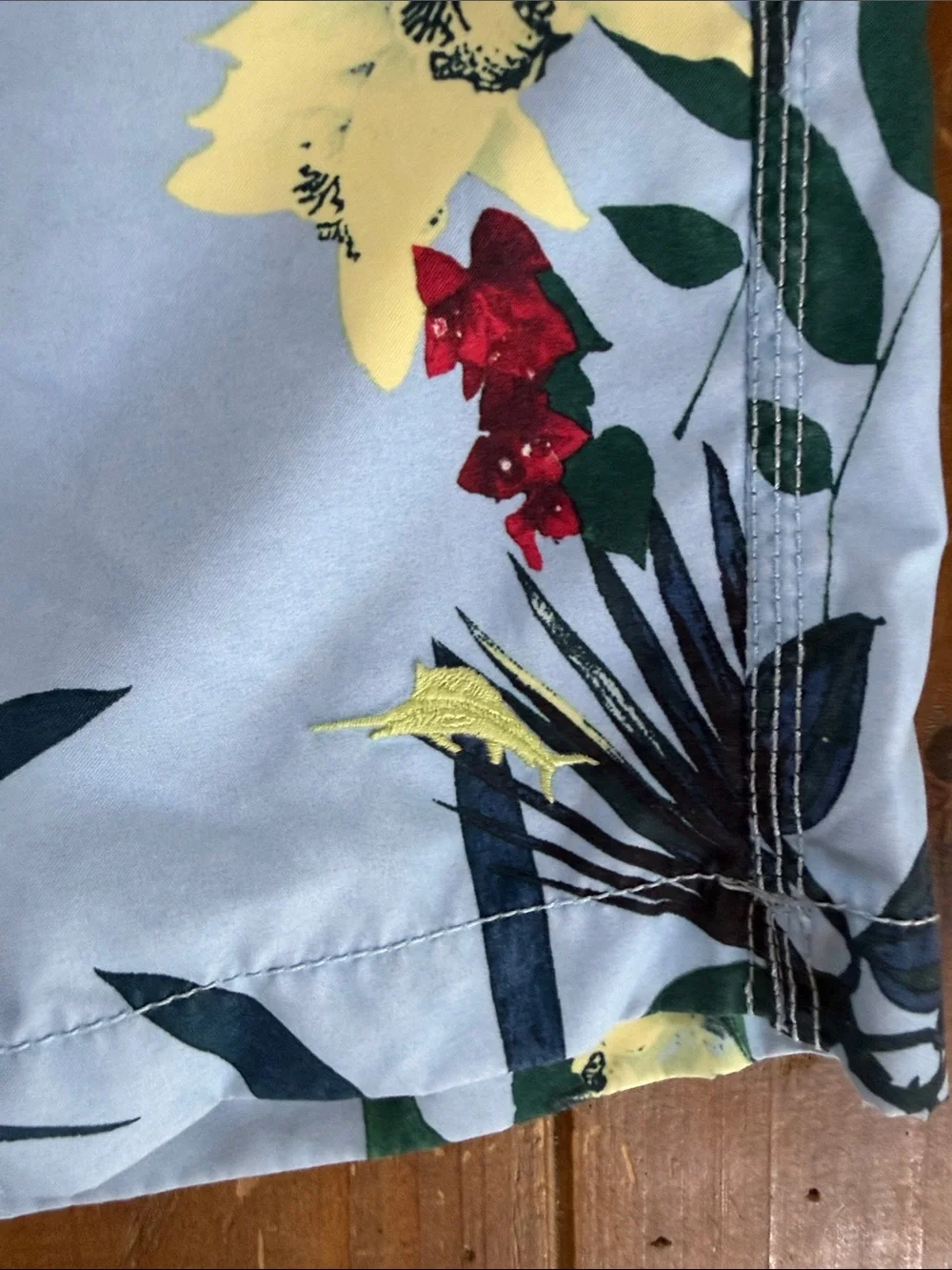 Tommy Bahama like new